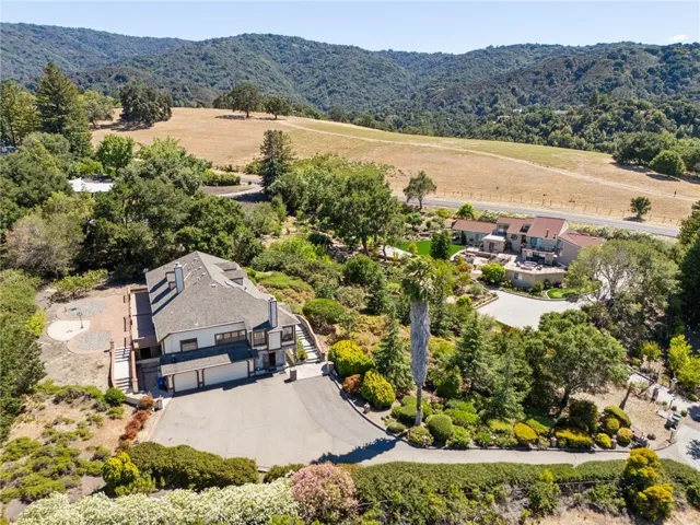 27220 Carrington, Los Altos, California 94022