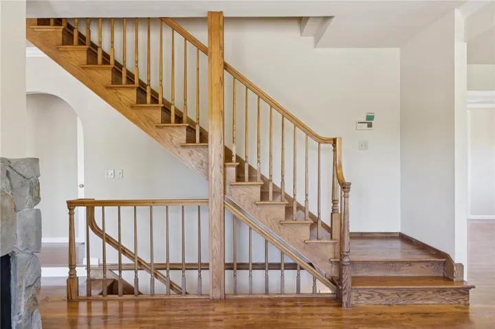 27220 Carrington, Los Altos, California 94022