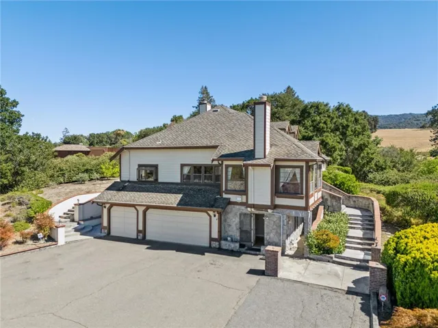 27220 Carrington, Los Altos, California 94022