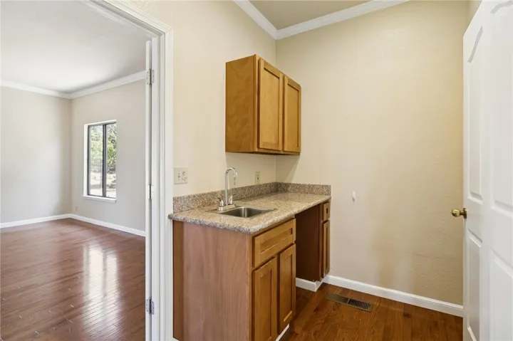 27220 Carrington, Los Altos, California 94022