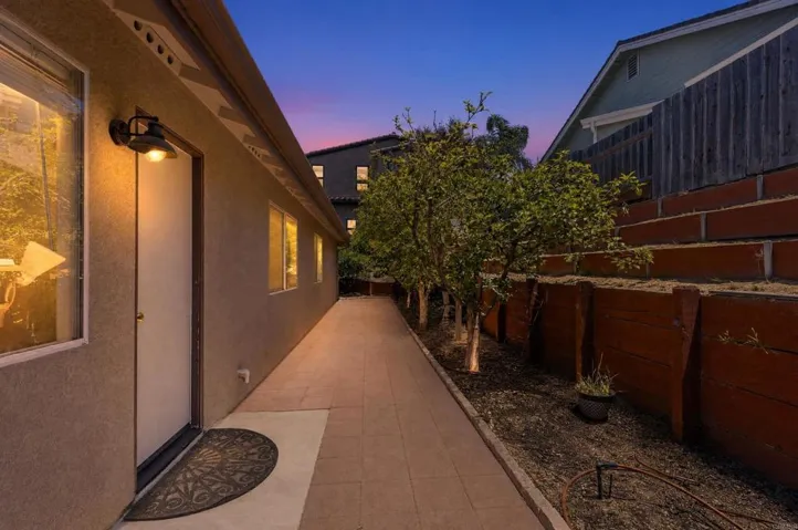135 Elvira Way, Nipomo, California 93444