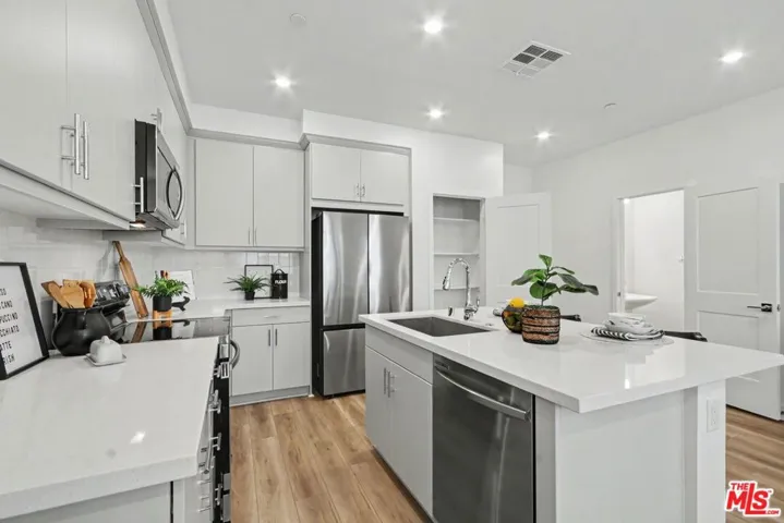 126 Hazel Drive, Rancho Mission Viejo, California 92694