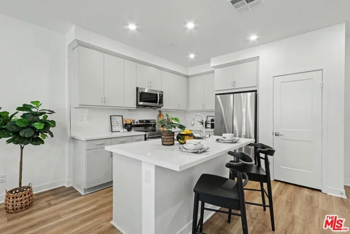 126 Hazel Drive, Rancho Mission Viejo, California 92694