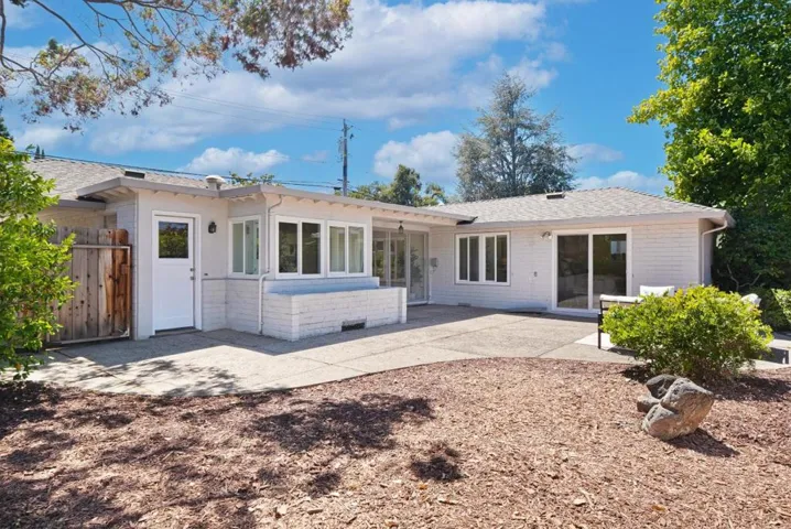 136 Eldora Drive, Mountain View, California 94041