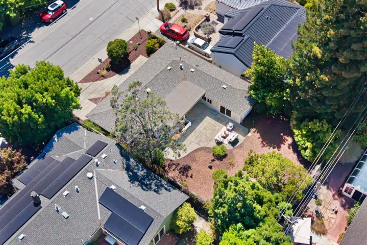 136 Eldora Drive, Mountain View, California 94041