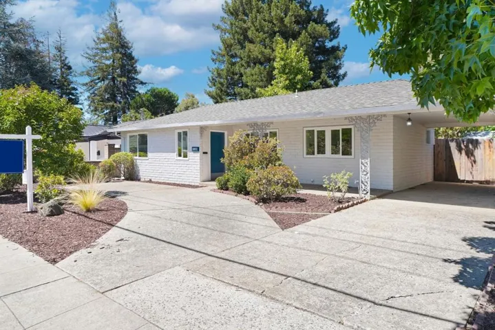 136 Eldora Drive, Mountain View, California 94041