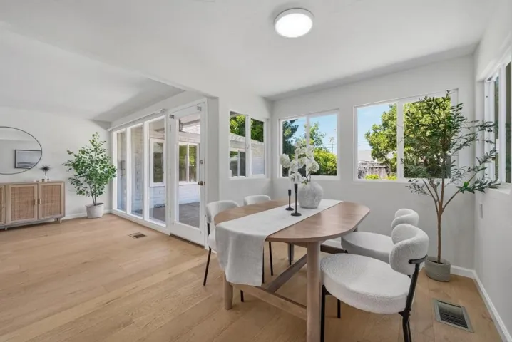 136 Eldora Drive, Mountain View, California 94041