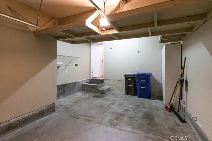 Laundry hookups in the garage, with direct access to the entry hall.