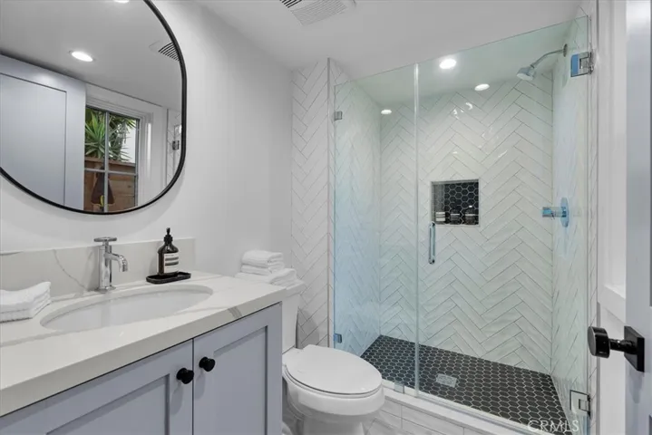 441 34th Street, Manhattan Beach, California 90266