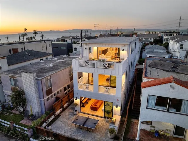 441 34th Street, Manhattan Beach, California 90266