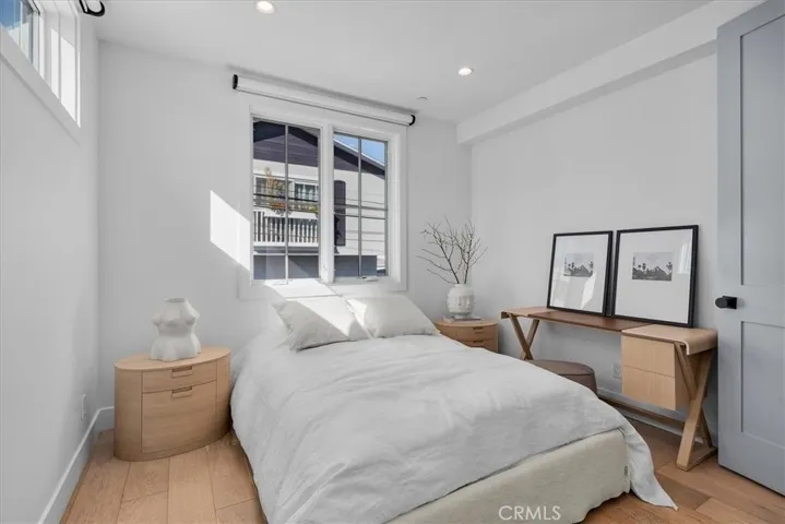 441 34th Street, Manhattan Beach, California 90266
