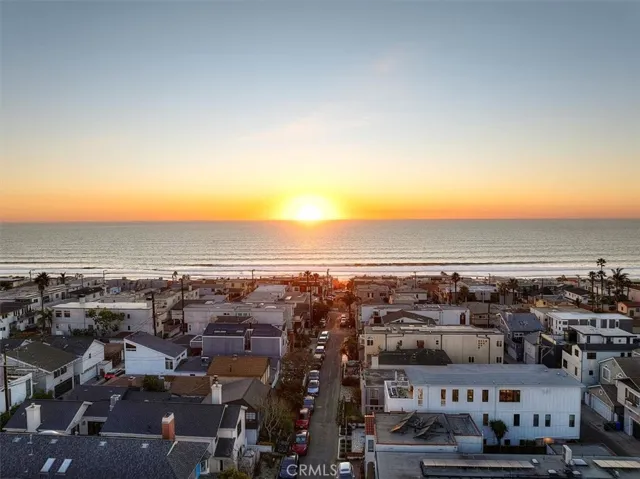 441 34th Street, Manhattan Beach, California 90266