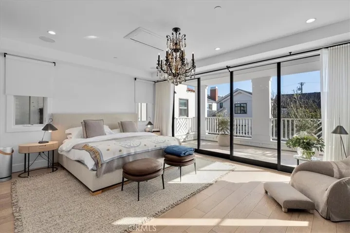 441 34th Street, Manhattan Beach, California 90266