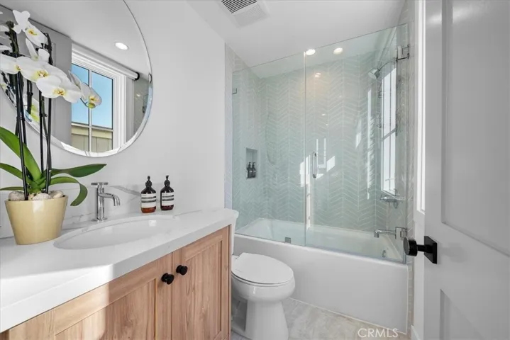 441 34th Street, Manhattan Beach, California 90266