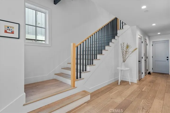 441 34th Street, Manhattan Beach, California 90266