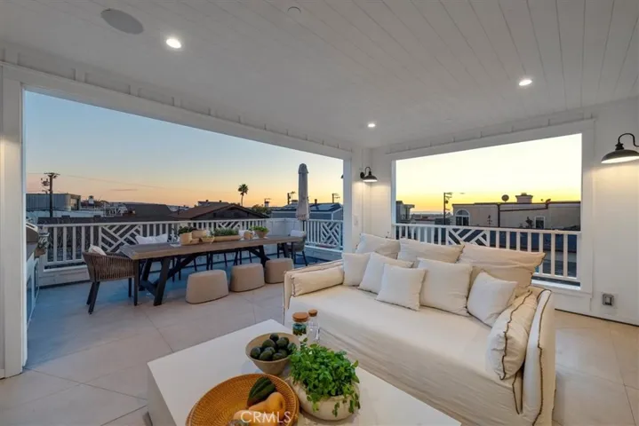441 34th Street, Manhattan Beach, California 90266