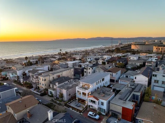 441 34th Street, Manhattan Beach, California 90266