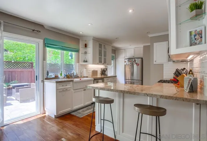 510 Turfwood, Solana Beach, California 92075