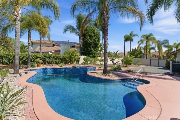 2749 Silver Oak, Escondido, California 92029
