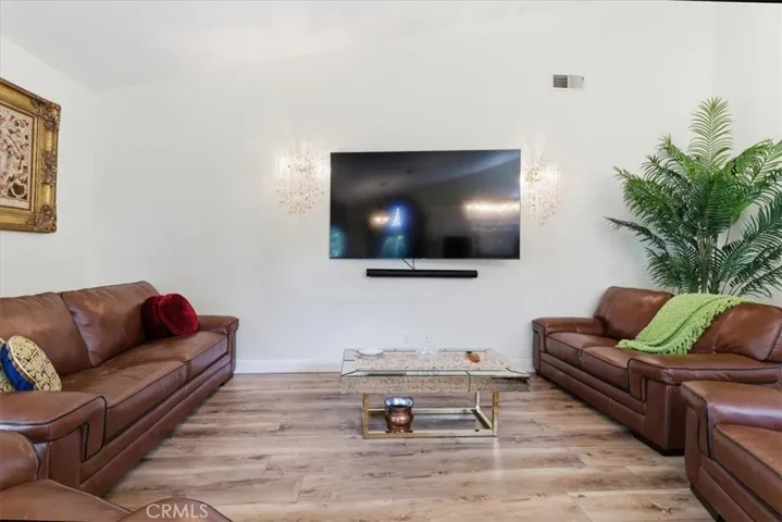 2749 Silver Oak, Escondido, California 92029