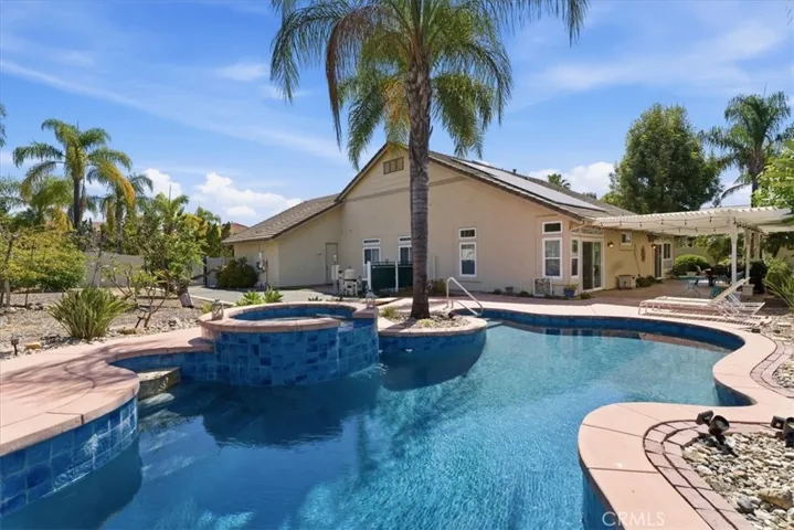 2749 Silver Oak, Escondido, California 92029