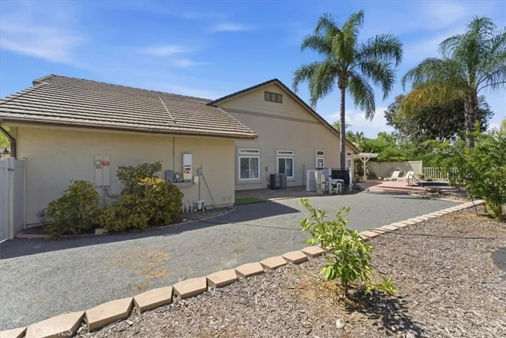 2749 Silver Oak, Escondido, California 92029