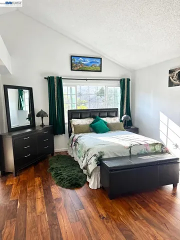 5182 Coach, Richmond, California 94803-9999