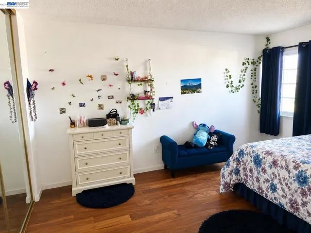 5182 Coach, Richmond, California 94803-9999