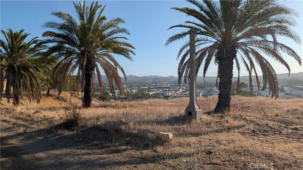 2 Hill Avenue, Lake Elsinore, California 92530 — photo 5
