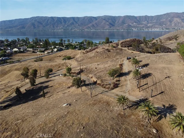 2 Hill Avenue, Lake Elsinore, California 92530