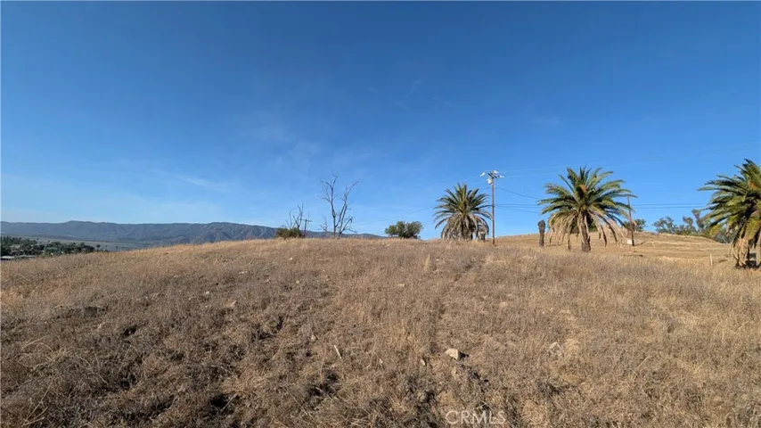2 Hill Avenue, Lake Elsinore, California 92530