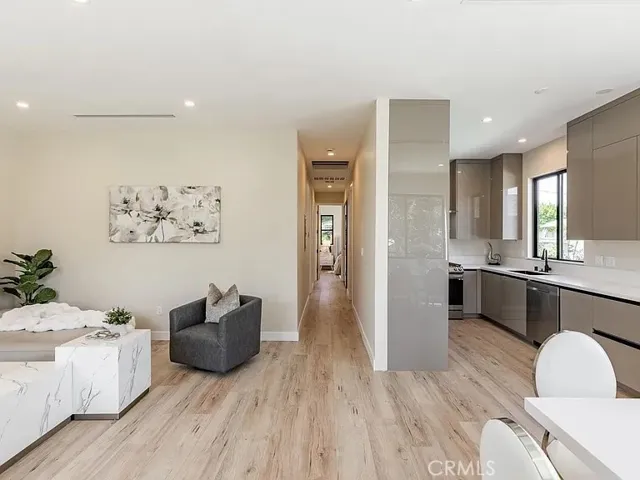 5805 Bucknell Avenue, North Hollywood, California 91607