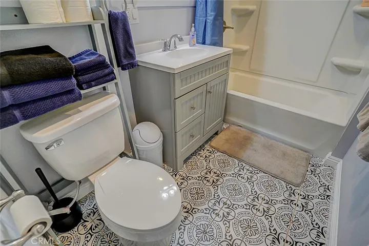 4909 W 117th, Hawthorne, California 90250