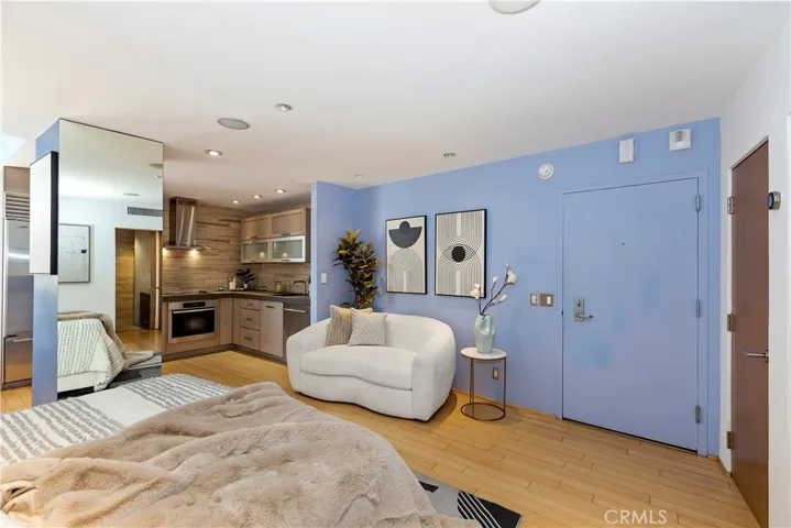 7250 Franklin Avenue 506, Los Angeles, California 90046