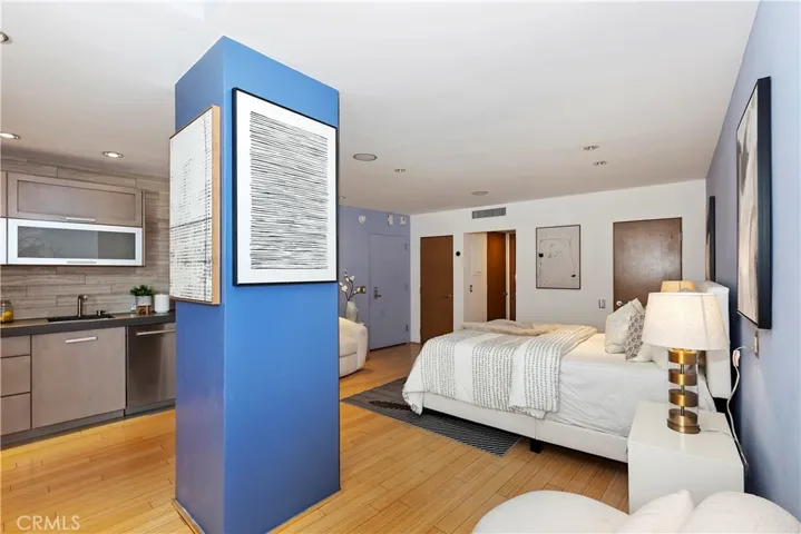 7250 Franklin Avenue 506, Los Angeles, California 90046