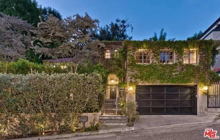 3300 N Knoll Drive, Los Angeles, California 90068