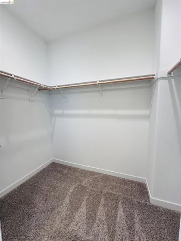 2590 2490 Garden Farms Ave., Lathrop, California 95330