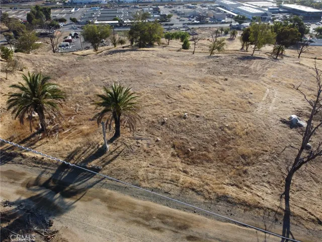 1 Hill Avenue, Lake Elsinore, California 92530
