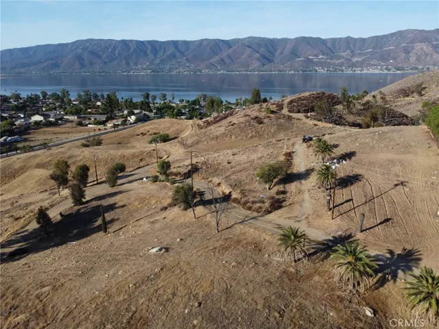 1 Hill Avenue, Lake Elsinore, California 92530