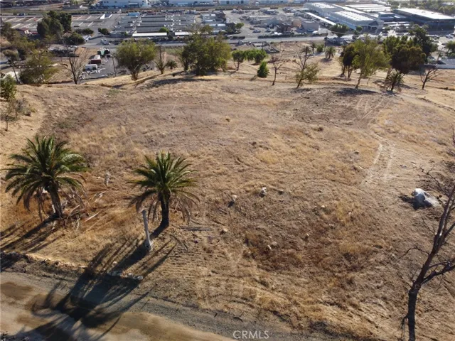 1 Hill Avenue, Lake Elsinore, California 92530