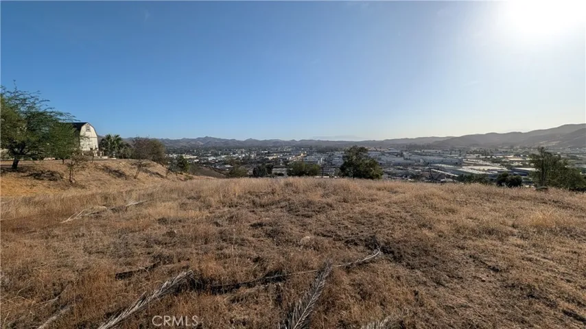 1 Hill Avenue, Lake Elsinore, California 92530