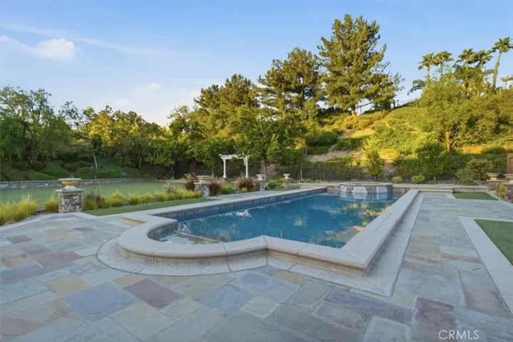 4282 Hidden Oaks, Yorba Linda, California 92886