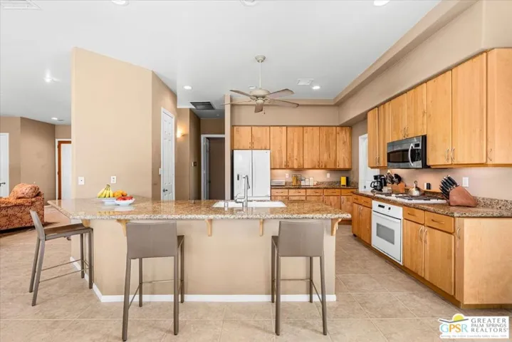 227 N Luring Drive, Palm Springs, California 92262