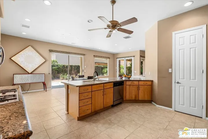 227 N Luring Drive, Palm Springs, California 92262
