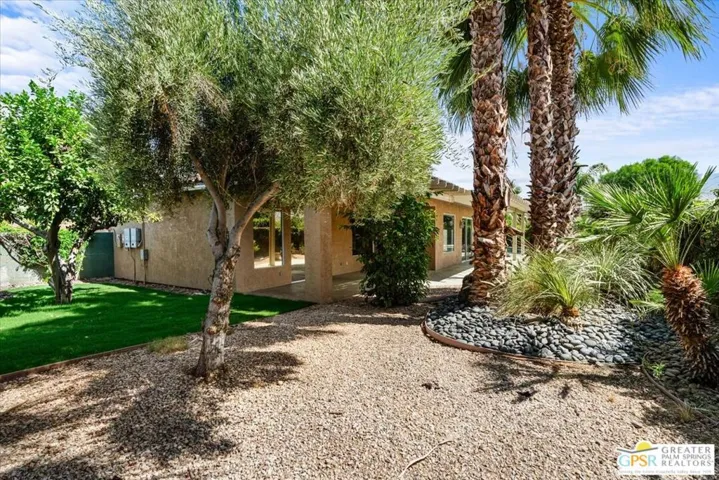 227 N Luring Drive, Palm Springs, California 92262