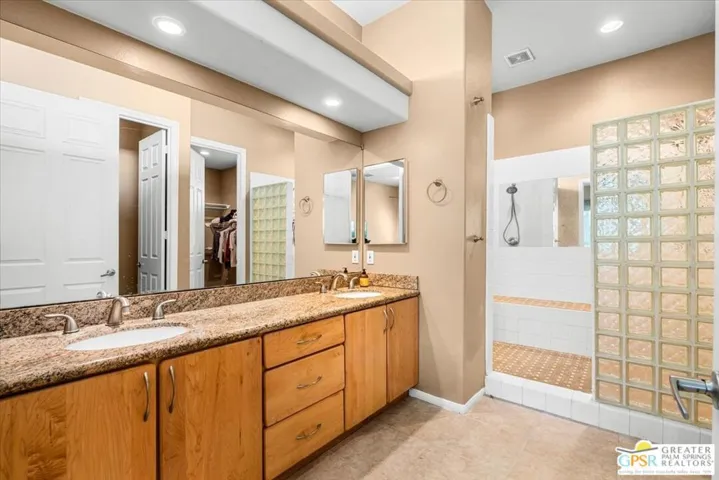 227 N Luring Drive, Palm Springs, California 92262