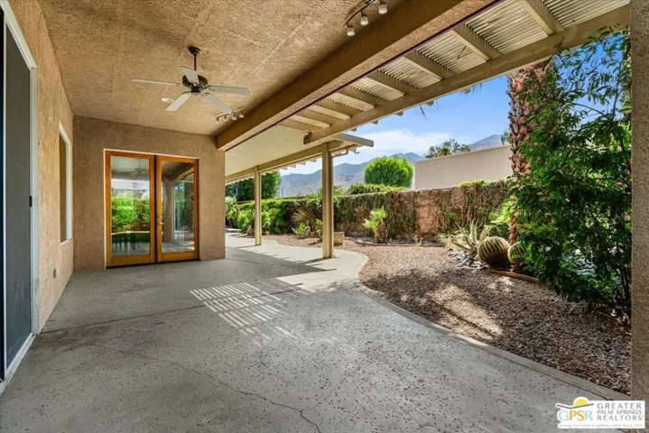227 N Luring Drive, Palm Springs, California 92262