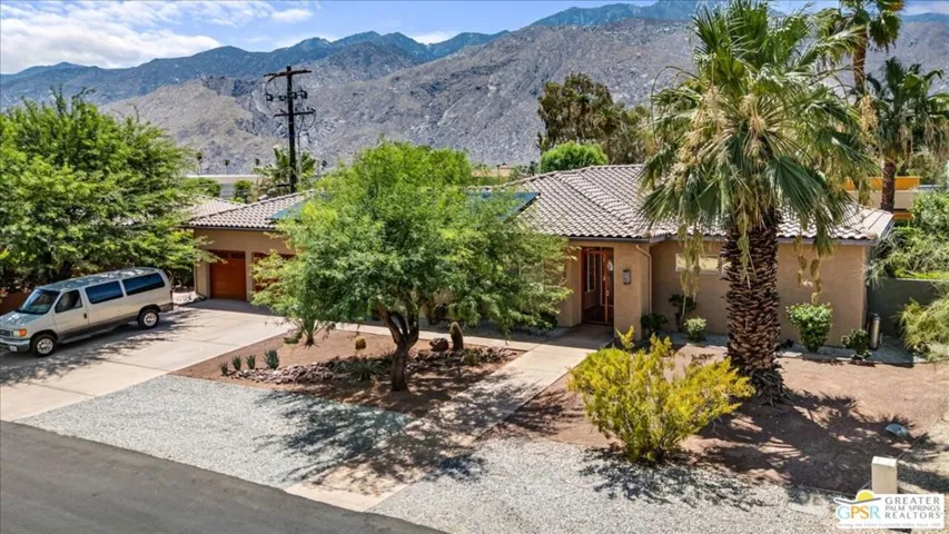 227 N Luring Drive, Palm Springs, California 92262