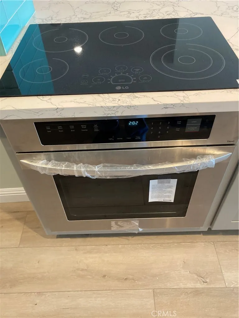 Oven/Cooktop
