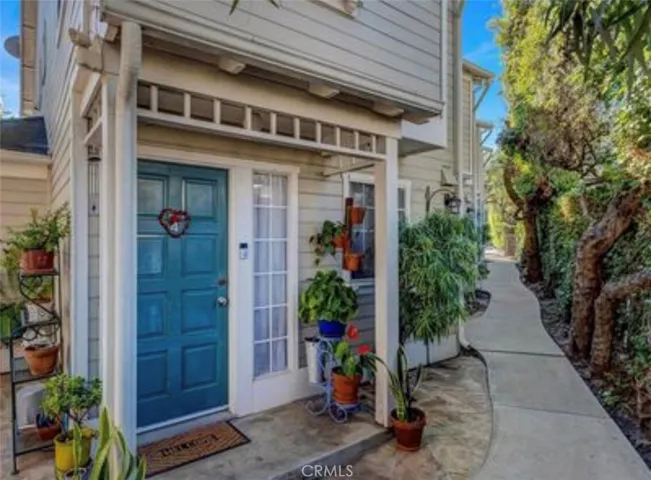 312 Ladera, Santa Barbara, California 93101